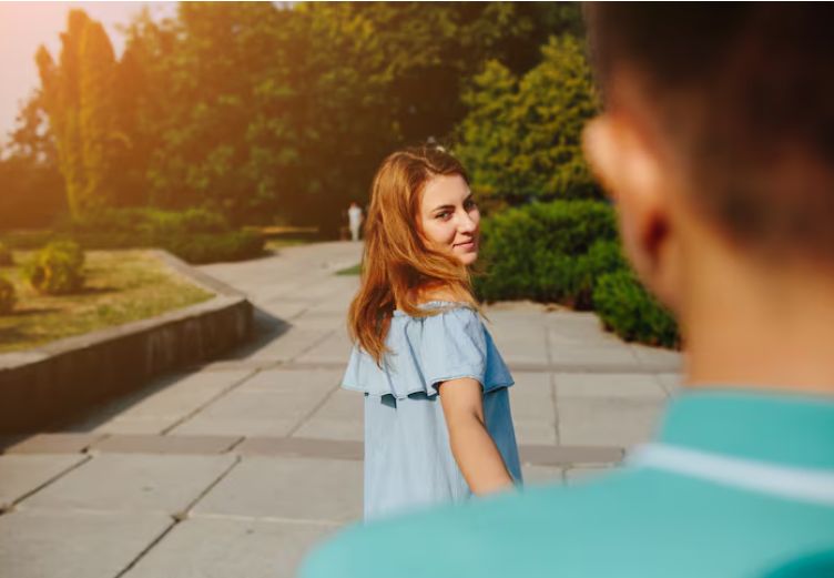 Когда «я тебя люблю» — не повод оставаться: 10 тревожных сигналов