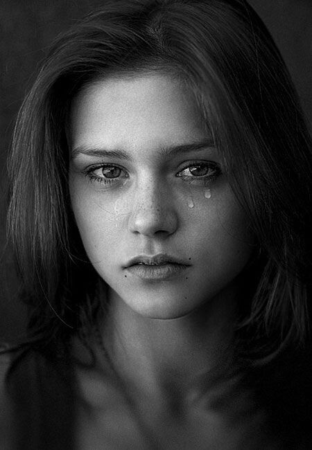 Подростковая депрессия: как ее заметить и помочь подростку