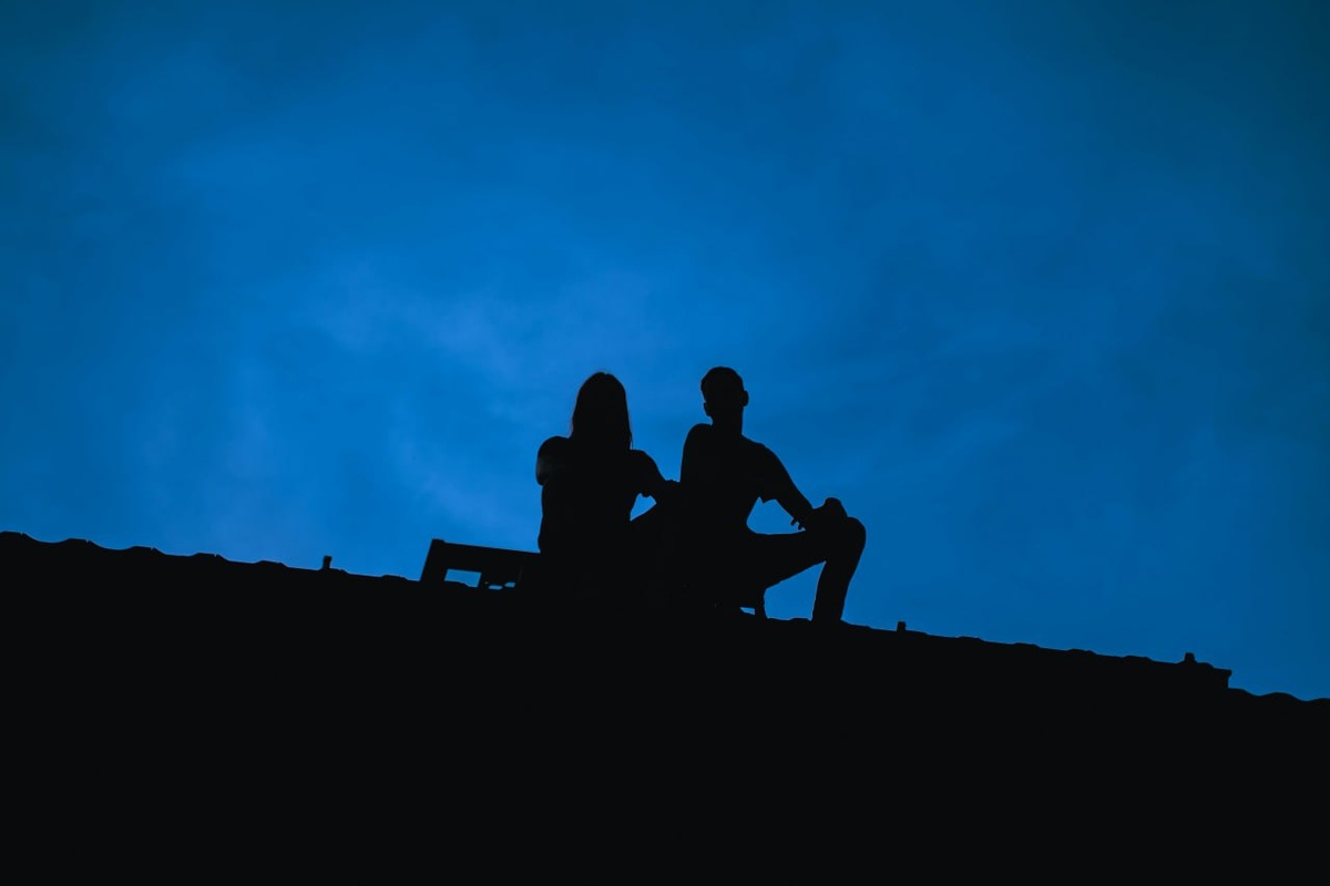 Почему одни люди вызывают симпатию, а другие остаются без внимания