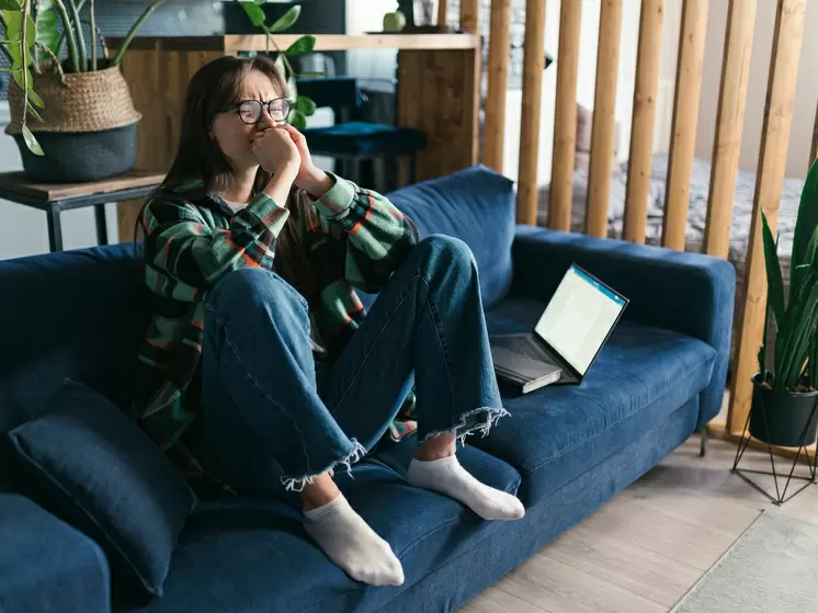 Когда радость превращается в усталость: россияне о состоянии после праздников