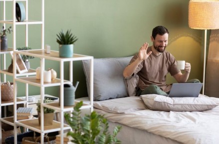 Как интернет научил нас бояться тишины