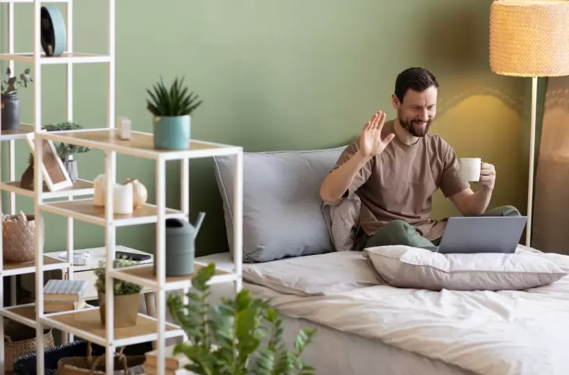 Как интернет научил нас бояться тишины